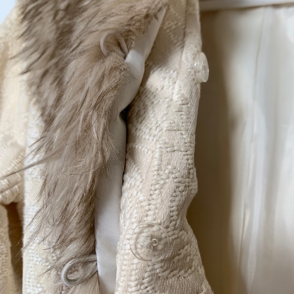 Xhilaration Women’s Beige Winter Coat with Faux Fur - Picture 6 of 7